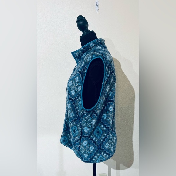 Lucky Brand Blue Southwestern Patterned Fleece Vest - Picture 3 of 11